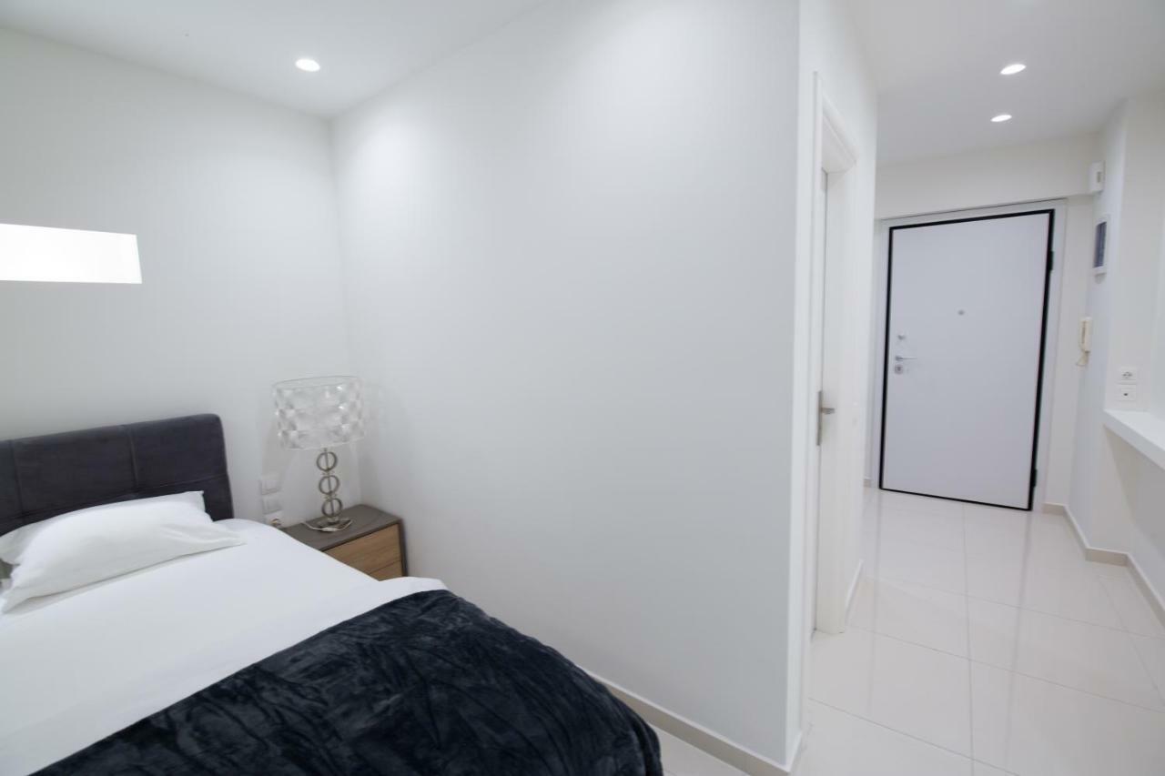 White Lux Apartment For 2 Vipgreece Athen Eksteriør bilde